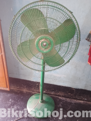 Pakistani stan fan